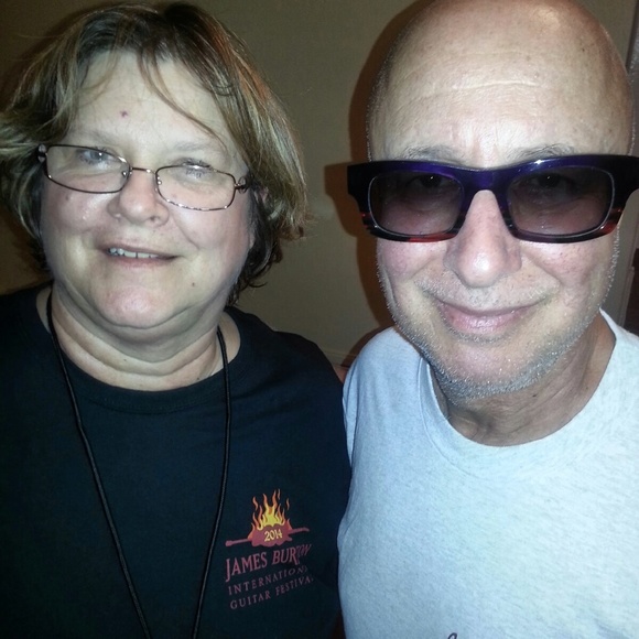 Meet your Posher, Nancy - Picture 3 of 3